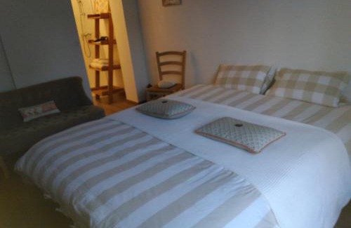 Saint-Pair-sur-Mer Bed & Breakfast | Cozy Stay with Breakfast Near the Sea - Rated 8.9/10