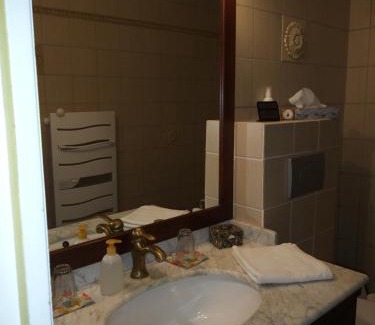Fontenailles House | Private Rooms with Kitchen: Guest Rated 10/10 Stay