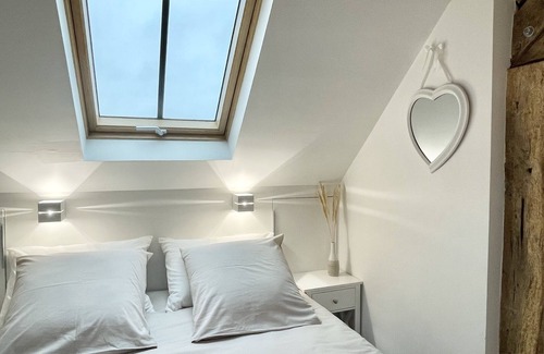 Couilly-Pont-aux-Dames Bed & Breakfast | Triple Room with Private Bathroom Near Disneyland Paris