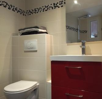 Saint-Genies-de-Malgoires House | Relax at Chambre d'hôtes Le Cocon with Ocean Views