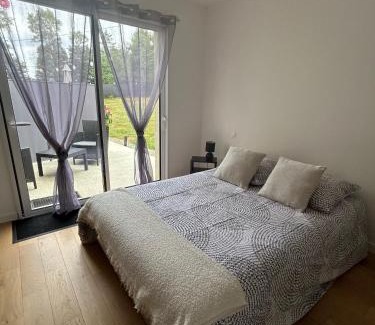 Romille House | Independent Room with Terrace - Family Friendly Escape