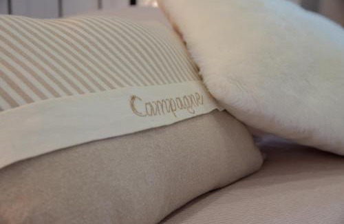 Richtolsheim Bed & Breakfast | Indulgent Oceanfront Retreat at Bretzel et Bergamote