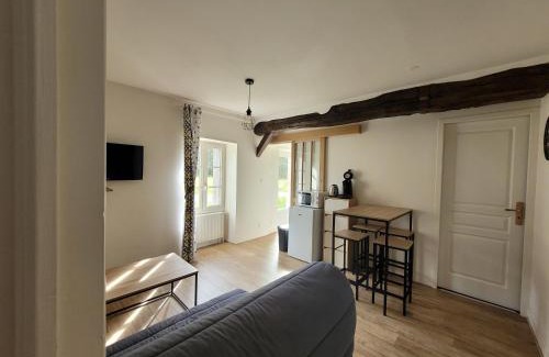 Cheverny House | Private Independent Room with Pool - Guest Rated 10/10