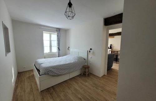 Cheverny House | Private Independent Room with Pool - Guest Rated 10/10