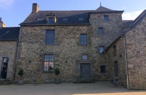 Saint-Jean-sur-Couesnon Bed & Breakfast | Enchanting Manoir de la Celinais with Family-Friendly Amenities