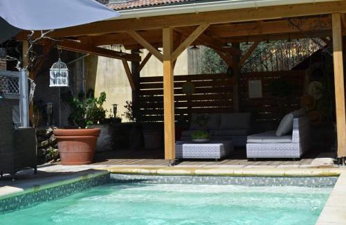 Vallon-Pont-d'Arc House | Oceanfront Retreat at Chambre L'Orchidée with Pool & Dining