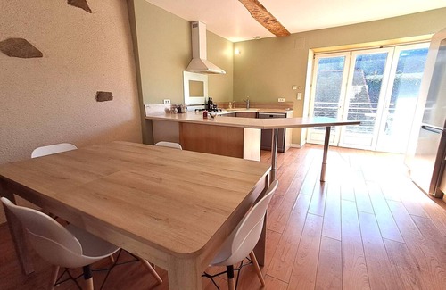 Evaux-les-Bains Apartment | Chambre La Petite Creuse - Colocation entre curistes