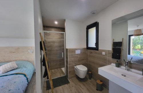 Les Pujols House | Family-Friendly Stay at Chambre Le Ka-Marrant