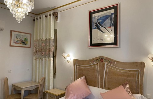 Centre Historique House | Exceptional Stay at Chambre Lyre Maison de L'Église du Couvent