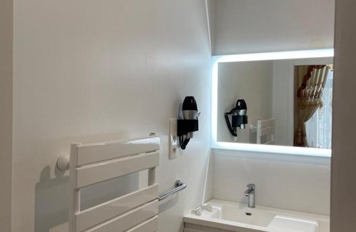 Centre Historique House | Exceptional Stay at Chambre Lyre Maison de L'Église du Couvent