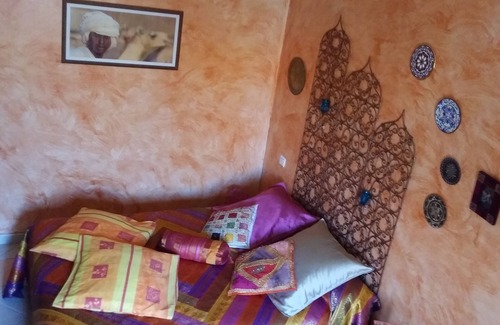 Ferrals-les-Corbieres Bed & Breakfast | Chambre Mauresque at La Maison de Josepha: Spa & Breakfast