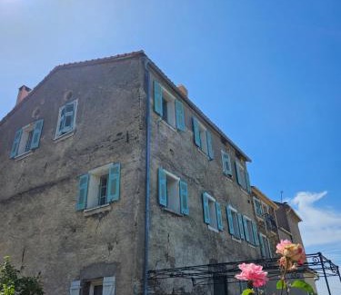 Rapale House | Family-Friendly Suite with Living Area for Memorable Stays