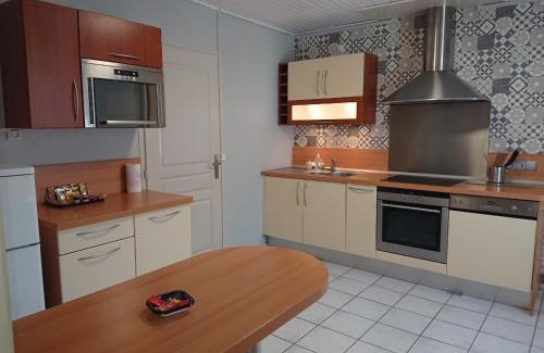 Saint Augustin House | Cozy Private Room in Bordeaux Pellegrin with Dining Options