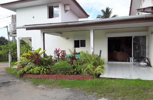 Remire Montjoly House | Private Room with Garden Access - Guest Rated 8/10