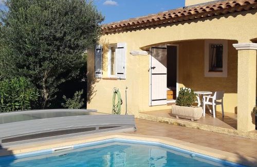 Saint-Marcel Bed & Breakfast | Private Room with Pool and Ocean View - Rated 9.1/10