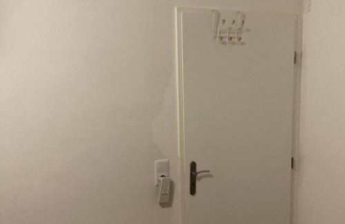 Meaux House | Spacious Private Room Near Disneyland - Guest Rated 8/10