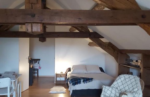 Boiscommun Bed & Breakfast | Cozy Private Room with Tea, Coffee & Spa Amenities