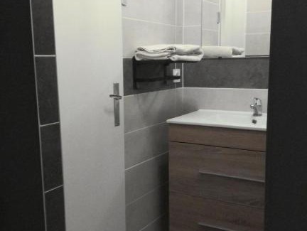 La Chaussaire Bed & Breakfast | Cozy Private Room in St Remy en Mauges - 9/10 Guest Rated