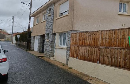 La Chaussaire Bed & Breakfast | Cozy Private Room in St Remy en Mauges - 9/10 Guest Rated