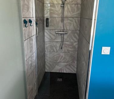 Louplande House | Private Room with Spa - Guest Rated 9.5/10 Experience