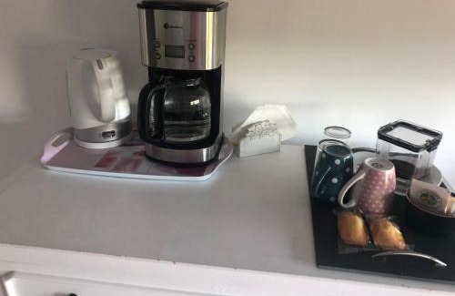 Arradon House | Beachside Room: Guest Rated 10/10 for Your Perfect Stay