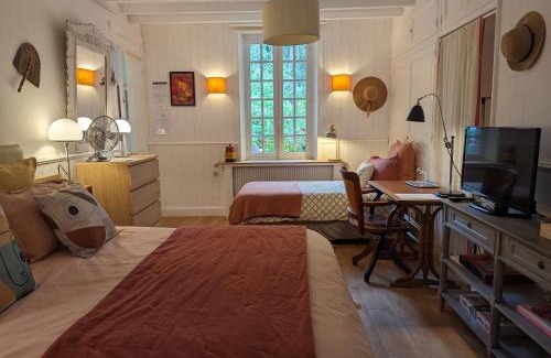 Presnoy Bed & Breakfast | Chambre spacieuse, entrée privée, animaux admis, WiFi - FR-1-590-513