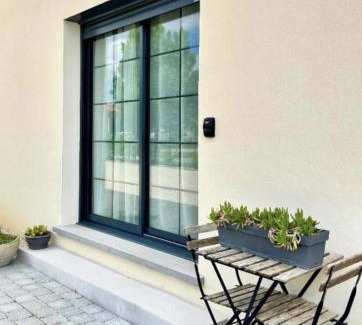 Sablet Apartment | Chambre style hôtel