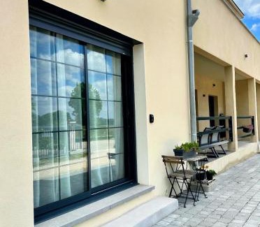 Sablet Apartment | Chambre style hôtel