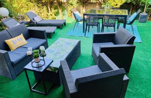 Draveil House | Cozy Suite Near Orly with Restaurant & Child-Friendly Facilities