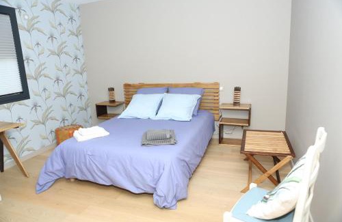 Saint-Aubin-de-Medoc Bed & Breakfast | Chambres avec salle de bain et petit déjeuner chez JP&Josy