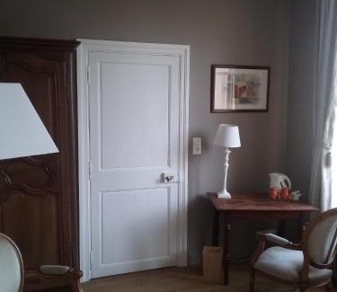 Bretteville-sur-Odon Bed & Breakfast | Oceanfront Retreat at Chambres d'hôtes du Bas Manoir