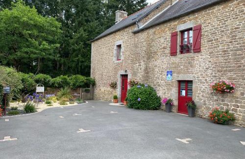 Saint-Ouen-des-Alleux Bed & Breakfast | Exceptional Stay at Chambres d'hôtes Le Bas Rassinoux
