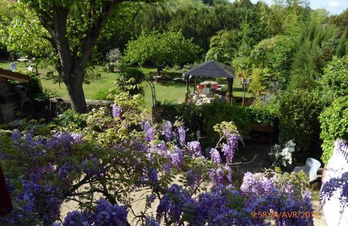 Chantemerle-les-Bles Bed & Breakfast | Cozy Oceanfront Retreat at Chambres d'hôtes Les 7 Semaines