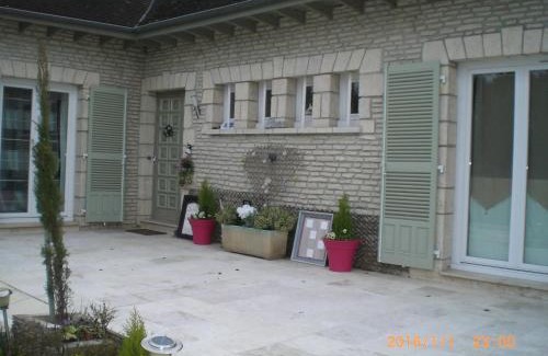 Malemort-sur-Correze House | Cozy Oceanfront Retreat at Chambres d'Hôtes Le Clos des Senteurs