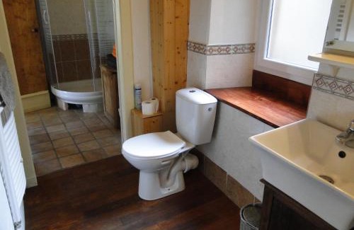 Tarascon-sur-Ariege Bed & Breakfast | Guest Rated 9.2: Belle Occitane with Child-Friendly Dining