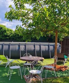 Nouan-le-Fuzelier Bed & Breakfast | Guest Rated 10/10 at Maison Sainte-Suzanne with Pool