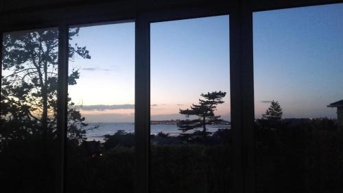 Saint-Pair-sur-Mer House | Experience Comfort at Chambres d'hôtes Christa - 8.9/10 Rated