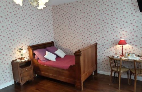 Sainte-Mere-Eglise Bed & Breakfast | Welcoming Chambres d'Hôtes et Table d'Hôtes - Valentine 44