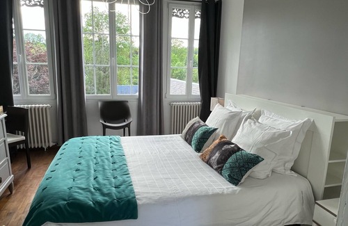 Vernou-sur-Brenne House | Experience Comfort at Chambres d'Hôtes Les Perce Neige