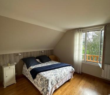 Villaines-la-Juhel Bed & Breakfast | Elegant Stay at Chambres d'hôtes Le Bignon with Hot Tub