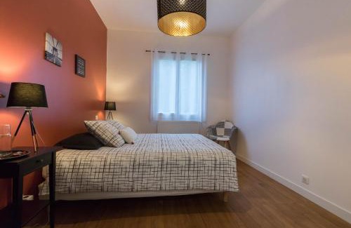 Saint-Jean Bed & Breakfast | Family-Friendly Stays at Chambres D'hôte Le Cèdre Bleu