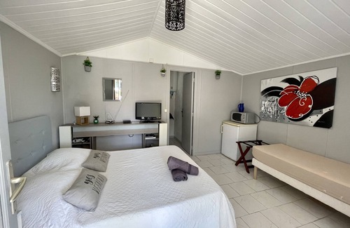 Viggianello Bed & Breakfast | Eco-Friendly Retreat at Chambres d'hôtes Île de Beauté
