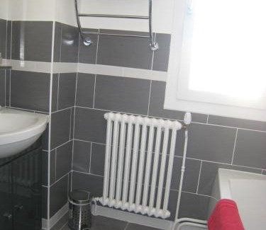 Albi Bed & Breakfast | Family-Friendly Retreat at Chambres d'hôtes Albi Ville