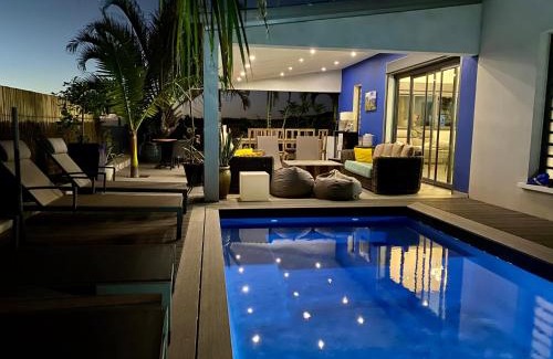 Les Avirons House | Discover Oceanfront Bliss at Chambres d'hôtes CASA COSY