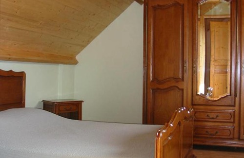 Crasville House | Ocean View Retreat at Chambres d'Hôtes chez Réjane