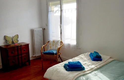 Coutances Bed & Breakfast | Delightful Chambres d'Hôtes Couleurs d'Elvine - 9/10 Score