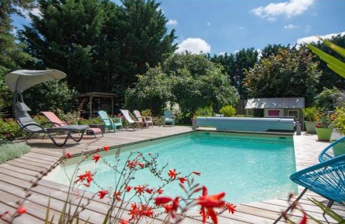 Surdres Bed & Breakfast | Relaxing Oceanfront Retreat at La Pinstrie - Rated 9.4/10