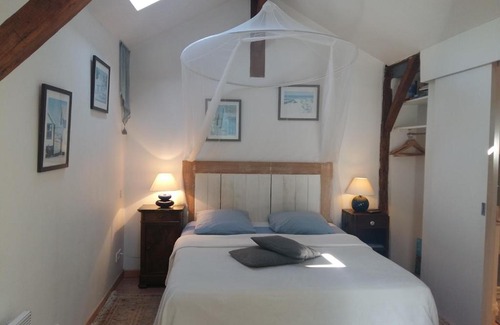 Pessac Bed & Breakfast | Oceanfront Escape at Chambres d'hôtes du Parc d'Espagne
