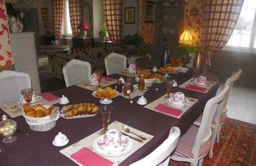 Cande Bed & Breakfast | Pet & Child Friendly Retreat at Chambres d'hôtes du Perray