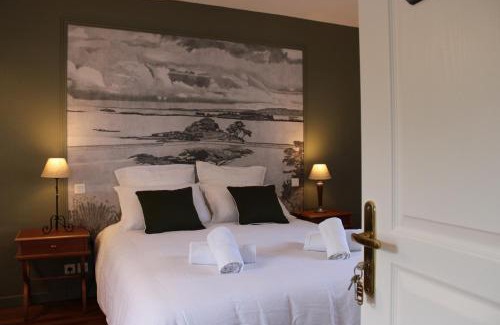 Ploubazlanec Bed & Breakfast | Chambres d'hôtes face à Bréhat, Maison des îles